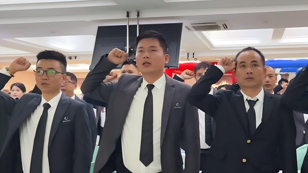 鹏城驾校服务3.0升级 安心约车 学车无忧